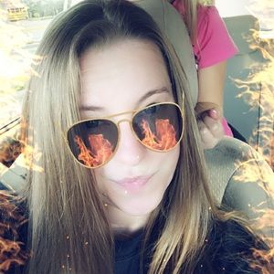 Meet your Posher, Audrey